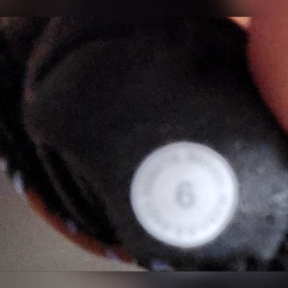 Lululemon Energy Bra Size 6 - Picture 7 of 7